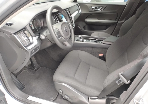 Volvo V60 cena 139900 przebieg: 24387, rok produkcji 2021 z Łomianki małe 667